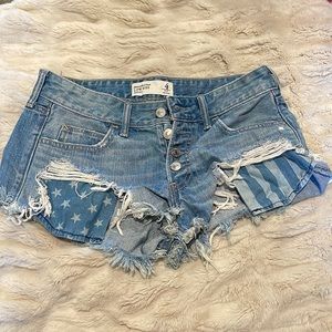Abercrombie Low Rise Jean Shorts, Size 4